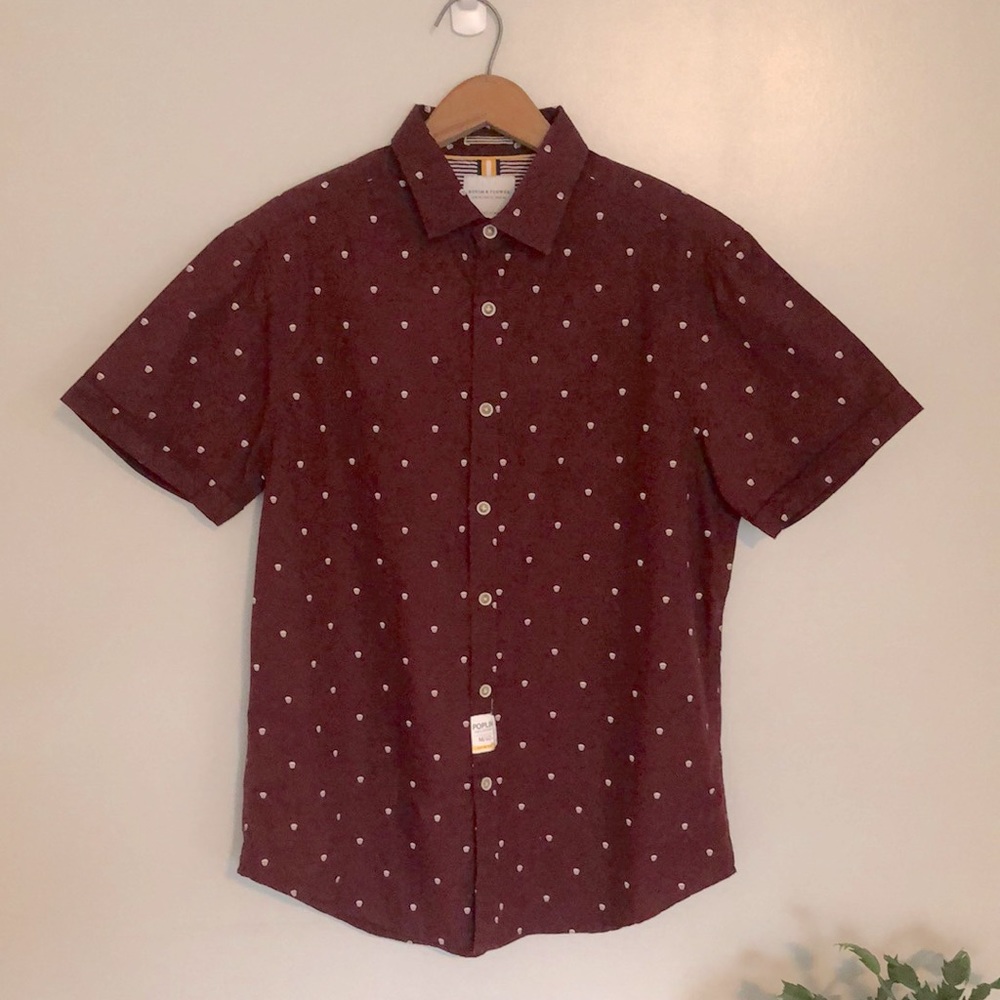 Denim & Flower Slim Fit Dark Maroon with White Skulls Button Down Sz M